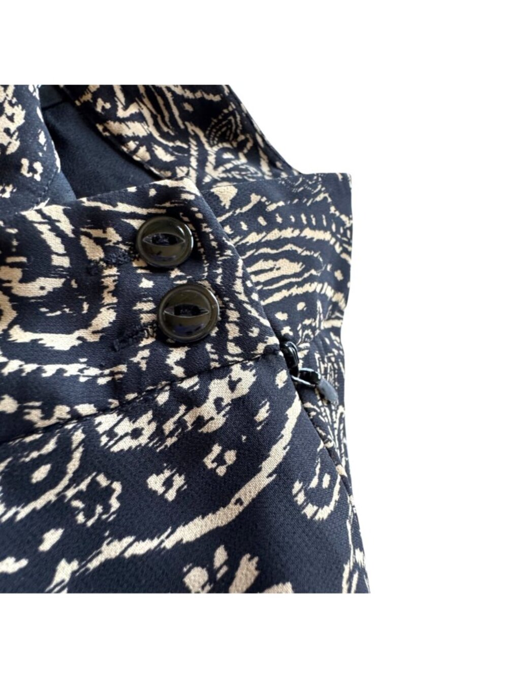 Jones New York Paisley Skirt Size 4 Black & Cream Mid-Length Lined Flowy Style - Picture 6 of 13